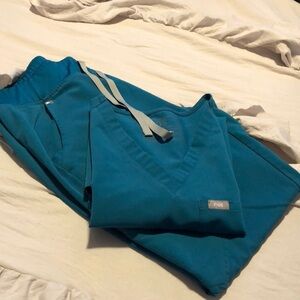 FIGS Scrubs